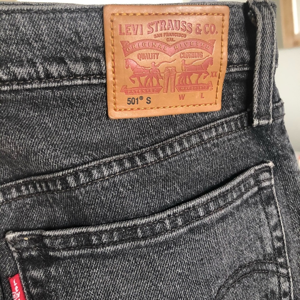 Levi’s 501 Black Wash Jean
